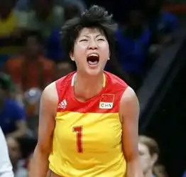 中国女排发兵日本,朱婷队长精神抖擞,苹果宝宝穿成双胞胎