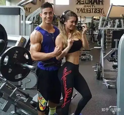 经常喜欢做的这些动作,可能对你进步的作用并不大,还会伤害到你的身体