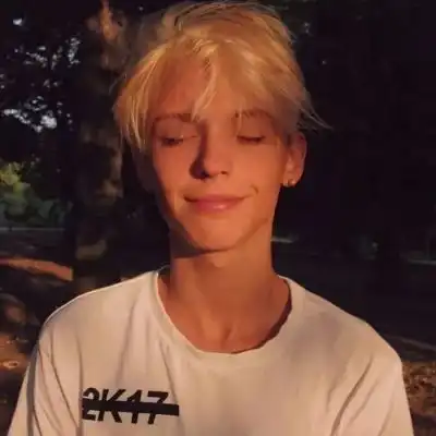 bjy琰男头