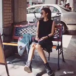 你能看出她42岁了吗