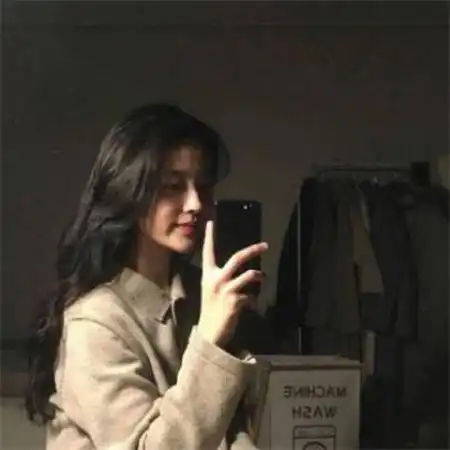 好看独特的微信头像女,微笑很甜美的漂亮女生
