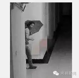 恐怖南昌高校女生宿舍凌晨3点惊现撑伞男,连续出现两夜只为