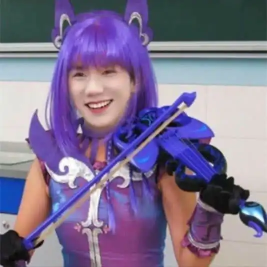 有种代沟叫qq头像,小学生vs中学生,看到大学生输了吧