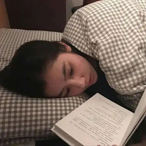 系列头像只要你主动喝一杯奶茶我们就有故事