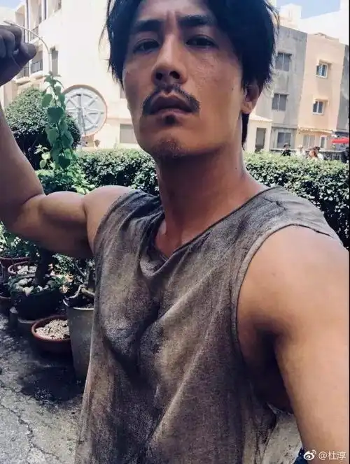 为了新戏这么拼任贤齐变油腻大叔,杜淳瘦到脱相认不出