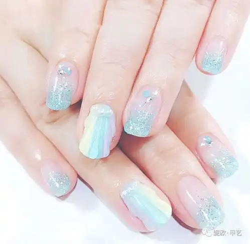 海洋风美甲,给你的指尖度个假