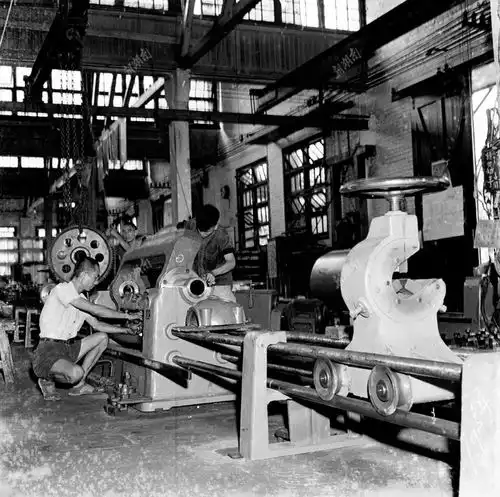 工业往事80年代,上海机床厂的精密机床如何进入美国市场的