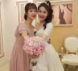 走出分手风波的杨紫,为圈外闺蜜当伴娘,网友状态回归