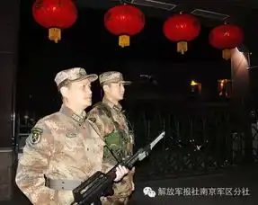 女将军为战士站岗这个除夕夜很温暖