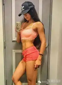 中国美臀女神,穿衣显瘦,脱衣有肉