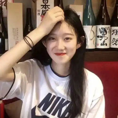 头像小众女头