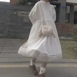 月光还是少年的月光九州一色还是李白的霜.