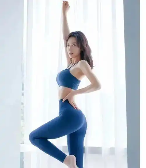 性感身材又仙又撩纯欲运动风女神扑面而来的荷尔蒙