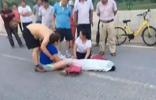 郑州男孩骑小黄车摔倒丧命一些隐患家长们要知道