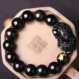 黑曜石适合什么人戴