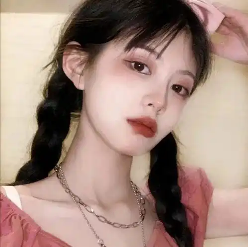 盐系露脸女生头像