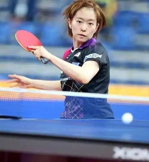 荣耀乒乓这部剧有病吧,把日本现役女乒运动员石川佳纯的比赛...