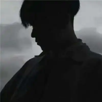 男生伤感侧颜头像喜欢有情调的男生呆呆的