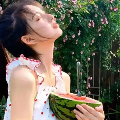 2023最新甜美吃瓜女生头像