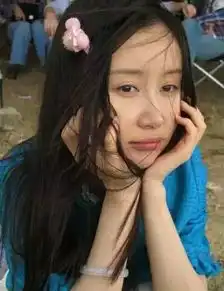 舍弃自身特色向网红脸看齐这真的合适吗