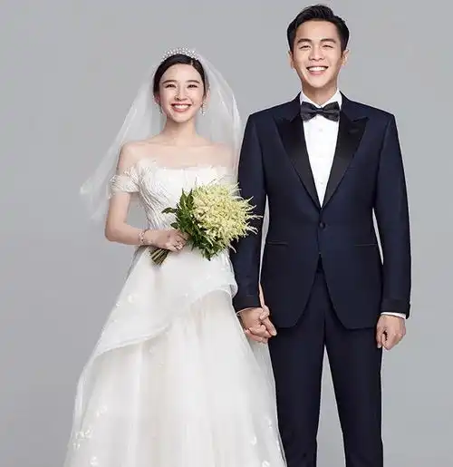 张若昀女儿小名叫小樱桃唐艺昕什么也没说,奶爸亲自回应
