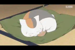 求一个适合13岁小女孩的可爱或者伤感的动漫头像