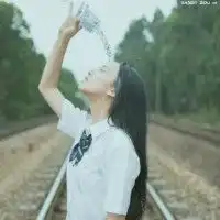 ineedyousaneandsober.我要你清醒冷静女生英文签名qq个性签名扣扣居