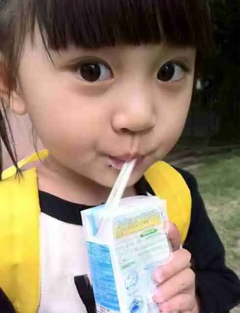 小女孩侧脸图片长发唯美微信头像图片大全