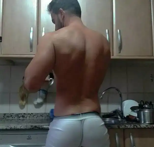 男人有翘臀到底是什么一种体验