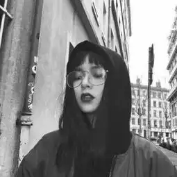 qq头像黑白女生好看冷酷2018最新熬夜像喜欢你一样超级难改