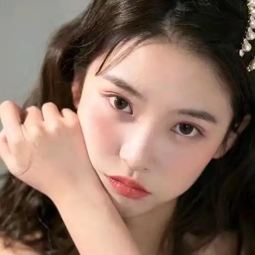 青春期女生脸上有3大特征,典型是娃娃脸,小仙女快来自测