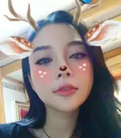 美妆贴图软件风靡朋友圈,景甜李小璐玩疯了