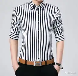 同一件衣服,穿在肌肉男和普通人身上对比
