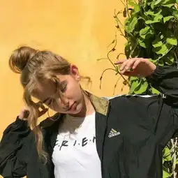 高清好看的欧美女生头像我想和你长长久久的在一起
