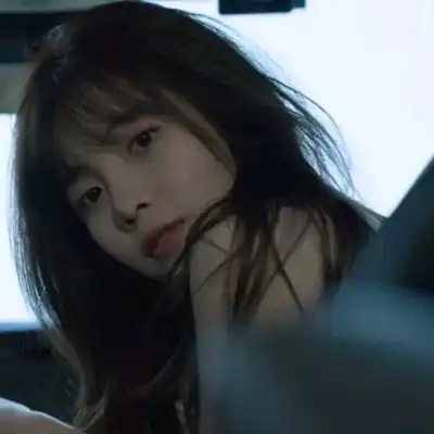 ins甜酷女生头像