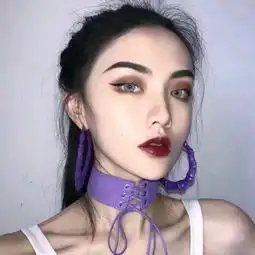 有些人不属于自己,但是遇见了也弥足珍贵青春阳光迷人女生头像