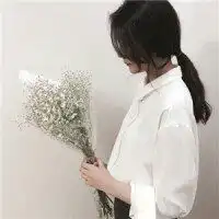 有没有好看的,带有一定伤感的qq头像女生