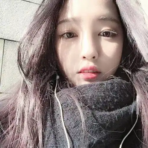 脸是刷不白的,志玲姐姐都承认打美白针了