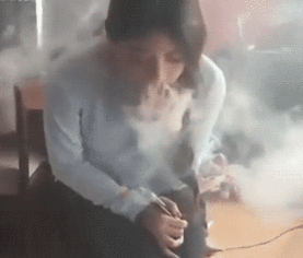 姑娘别这么玩,这可是你的男朋友啊