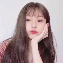 不善言辞,从不刻意炫耀的三星座女,气质不凡,被异性偏爱