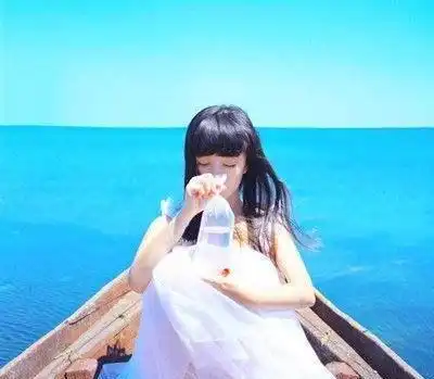 男人深情的对待一个女人,会思念她到什么程度,无非是三种表现