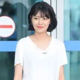 2017女生圆脸短发图片短发圆脸超可爱萌呆