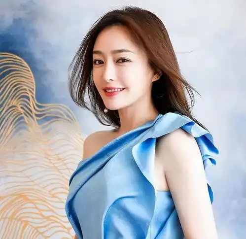 内娱半老徐娘只服这6位,美背长腿,风韵犹存,越老越有韵味