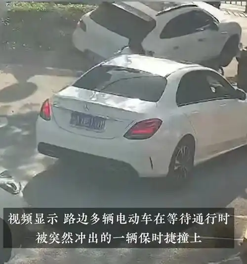 湖北淡定姐驾驶保时捷,1死2伤,下车后嚣张一句话,全网炸锅