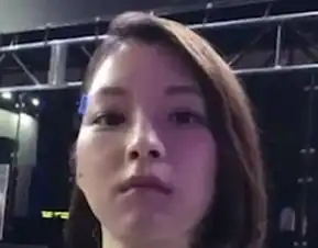 这美女到底是是机器人还是真人网友都炸开锅了