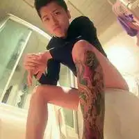 你依然是我的致命弱点qq头像男生帅气
