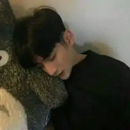 所有的失望都源于我满腔的过度期qq男生头像我要个性网