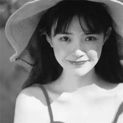 黑白头像女唯美高清图片