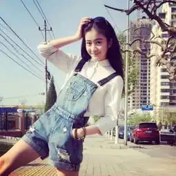 8位穿背带裤好看的女星,杨幂郑爽赵丽颖上榜,有你家爱豆吗
