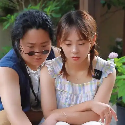 突传喜讯女网红背锅侠官宣女友怀孕,因性别问题连续遭追问